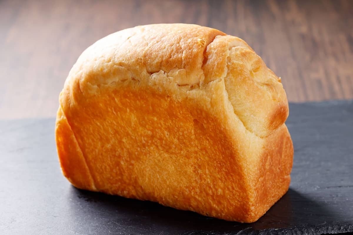 黄金食パン
